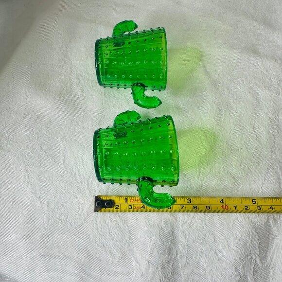 2 Green Cactus Shot Glasses Plastic Cups Southwest Western Barware Fiesta Decor - Picture 5 of 5